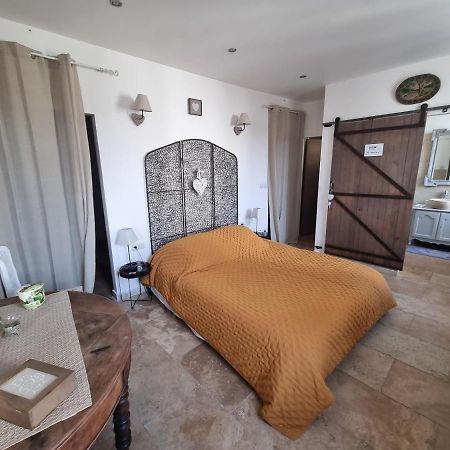 Bed and Breakfast La Bastide à Bédarrides Extérieur photo