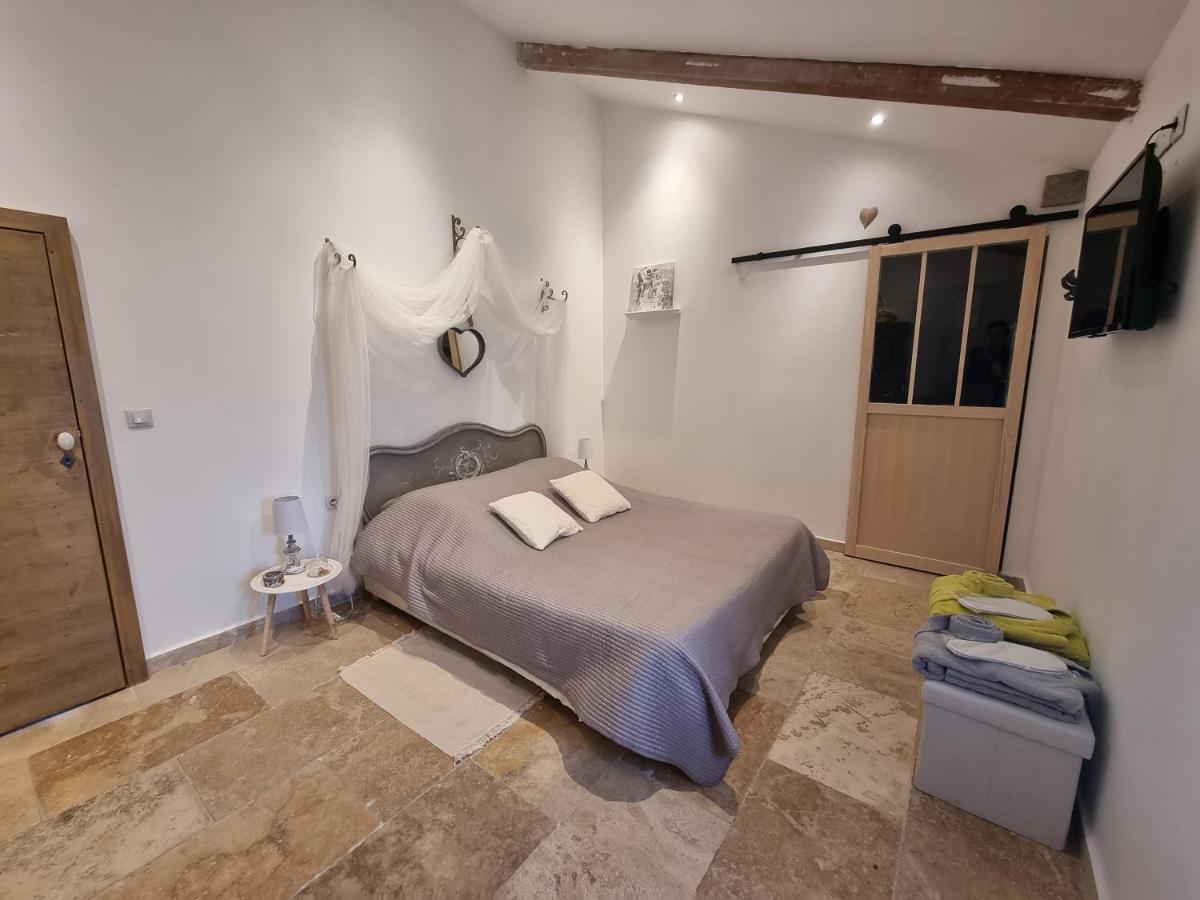Bed and Breakfast La Bastide à Bédarrides Extérieur photo