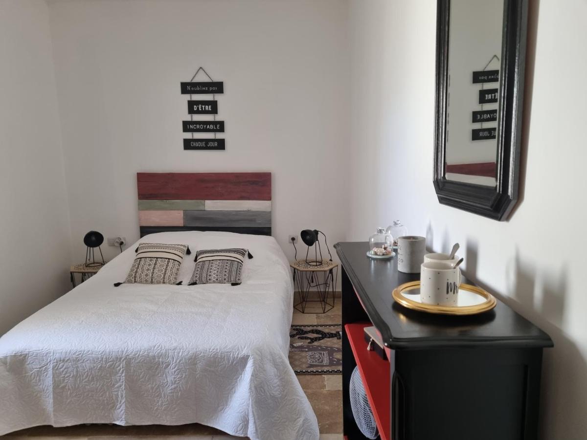 Bed and Breakfast La Bastide à Bédarrides Extérieur photo